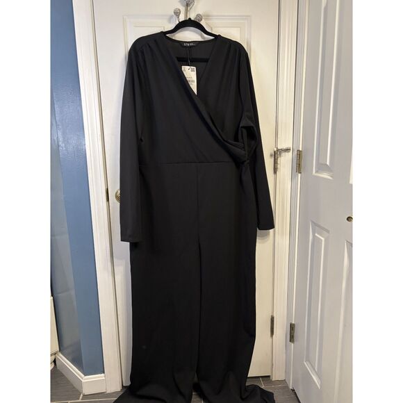 long tall sally Pants - Long Tall Sally Black Wrap Wide Leg Jumpsuit Size US 18-20 - NWT